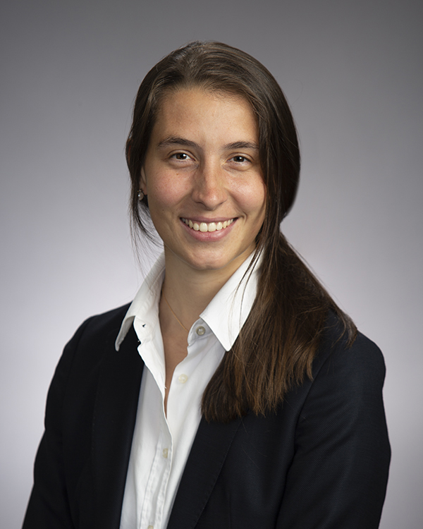 Headshot of Anna Bottinelli