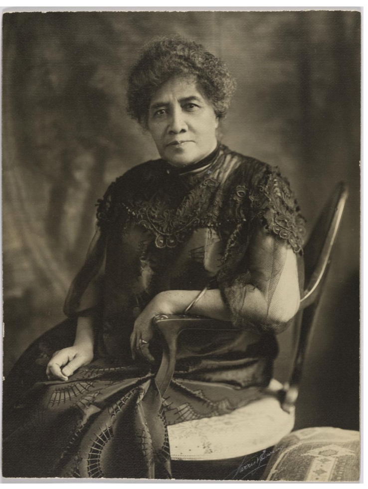 Queen Liliʻuokalani_Harris & Ewing Studio (active 1905–1977) 1908 Gelatin silver print 37.4 × 28.8 cm (14 3/4 × 11 5/16 in.) National Portrait Gallery, Smithsonian Institution; gift of Aileen Conkey